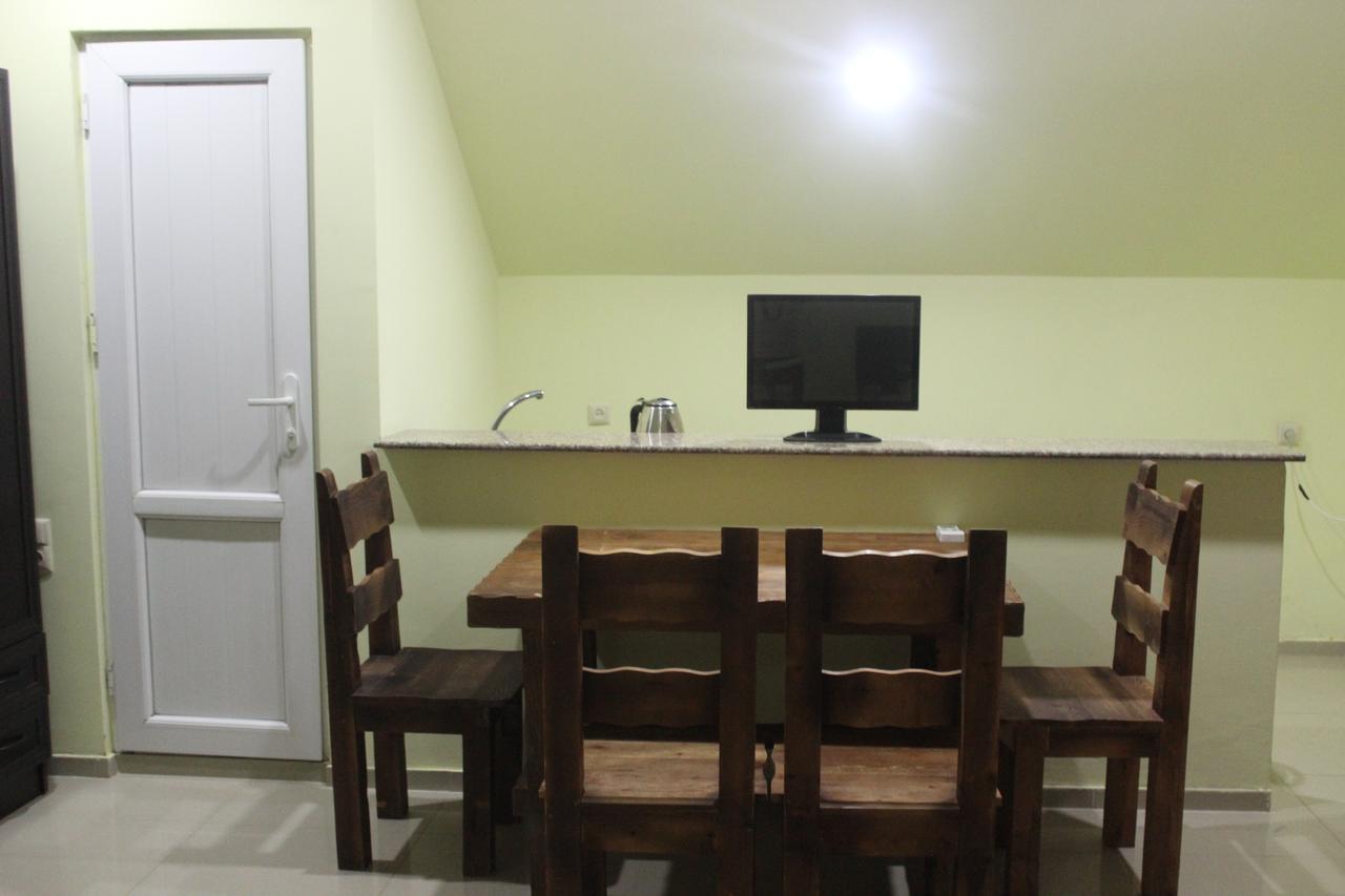 Hotel Ureki Bagian luar foto